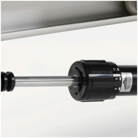 Κωπηλατική Μηχανή Rower Compact Toorx - Κωπηλατική μηχανή με υδραυλικό έμβολο και ρύθμιση της αντίστασης σε 12 επίπεδα. Προπόνηση από πολύ χαμηλής έως πολύ απαιτητικές κωπηλατικές ασκήσεις.