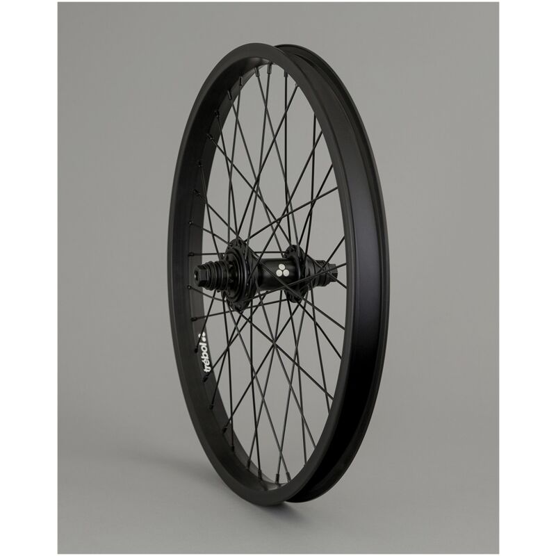 TREBOL-FEMALE-CST-WHEEL-1.jpg