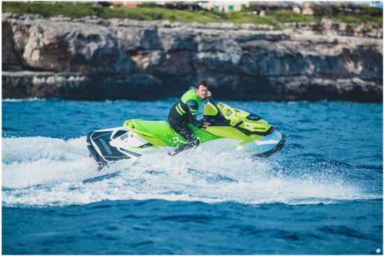 JOBE-SEGMENTED-JET-VEST