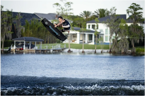 RONIX_PARKS_WAKEBOARD_2022