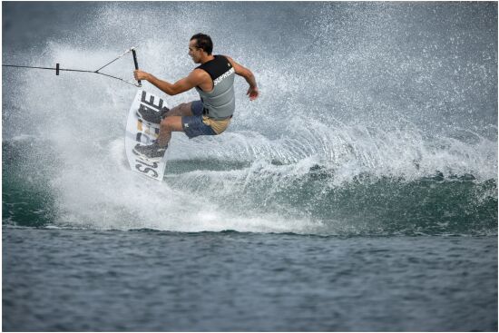 RONIX_SUPREME_WAKEBOARD_2022