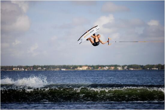 RONIX_RISE_LADIE_WAKEBOARD