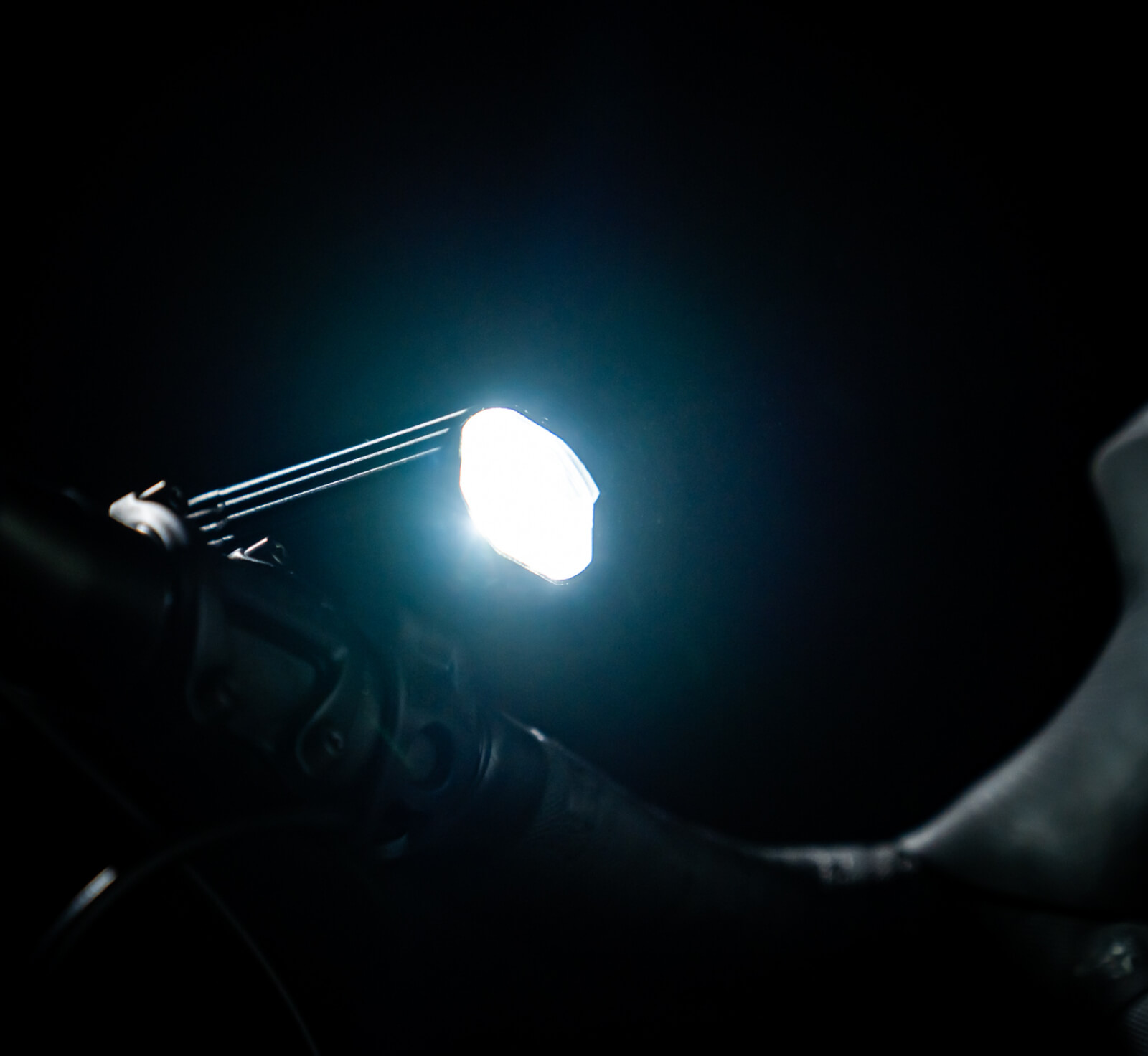 LEZYNE FUSION DRIVE PRO 600+ -6