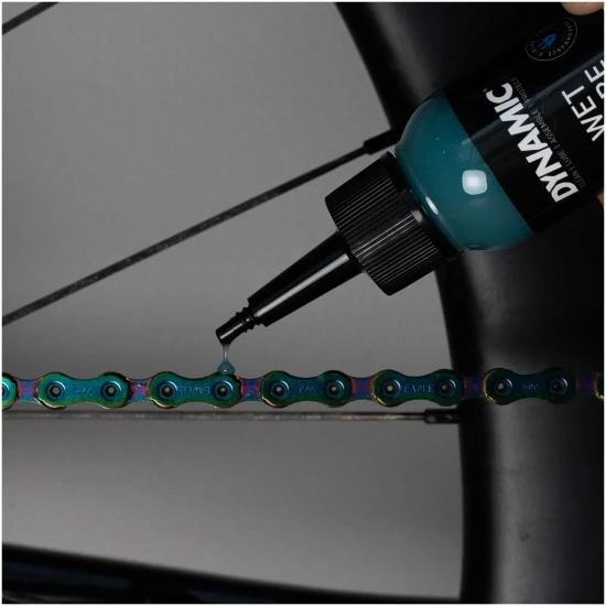 dynamic-bike-care-wet-lube-kettenoel_1-zourbakisproshop